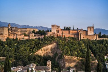 Granada 'daki Alhambra Sarayı