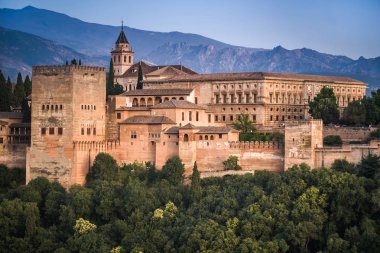 Granada 'daki Alhambra Sarayı