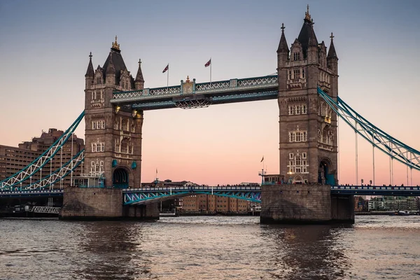 Lontoon silta — kuvapankkivalokuva