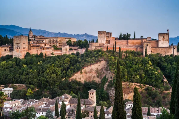 Granada 'daki Alhambra Sarayı