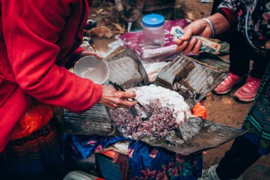 Casu Pazar, Vietnam olabilir