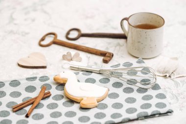 Şirin el hayvan şeklinde kurabiye yapımı