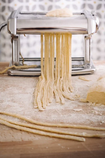 Traditionele huisgemaakte pasta — Stockfoto