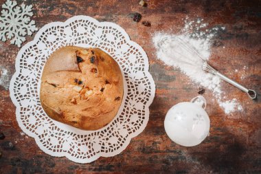 İtalyan panettone kek