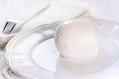 İtalyan taze mozzarella