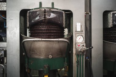 Zeytin yağı yapımı