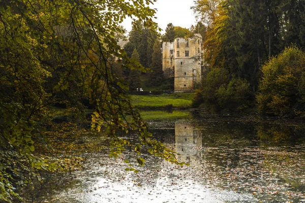 Bellissimo Castello Useldange Nel Nord Del Lussemburgo — Foto Stock