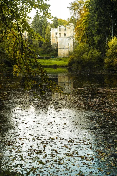 Gyönyörű Useldange Kastély Észak Luxemburg — Stock Fotó