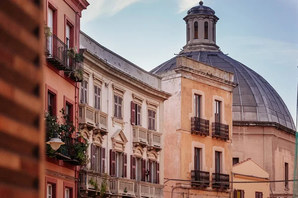 Cagliari, Itálie / říjen 2019: Pohled na krásnou katedrálu d — Stock fotografie