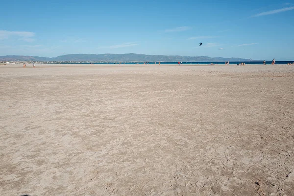 Cagliari, sardinien / oktober 2019: der schöne sandstrand von p — Stockfoto