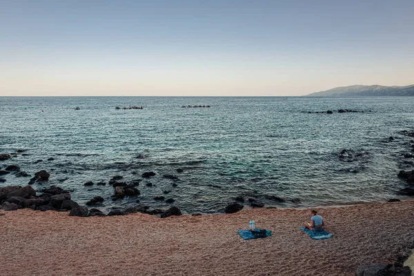 Wspaniała plaża Cala Gonone na wschód od Sardynii — Zdjęcie stockowe