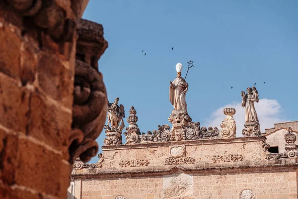 Meravigliosa architettura nel centro storico di Nard Ligu, provincia di Le — Foto Stock