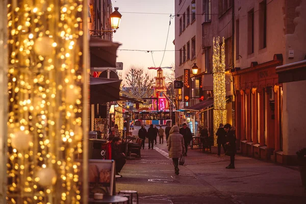 CIUDAD DE LUXEMBURGO / DICIEMBRE 2019: Celebrando la Navidad — Foto de Stock