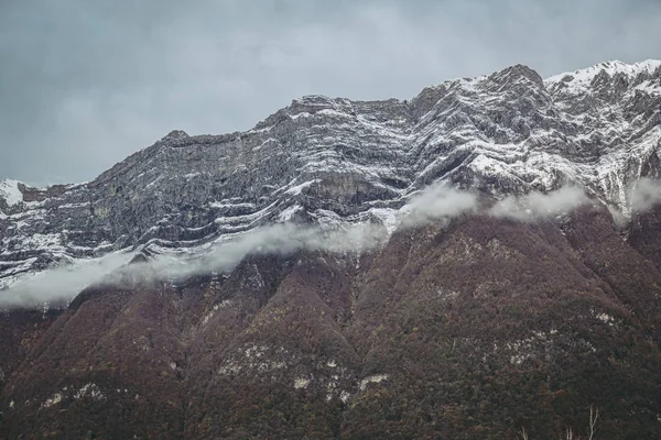 Savoy, France / November 2019: Kilátás a híres Dent d 'Arclusa — Stock Fotó