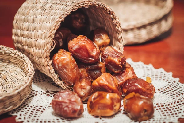 Delicioso Sukkari fresco y dulce data de Arabia Saudita —  Fotos de Stock