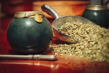 Yerba Mate, geleneksel Arjantin çayı.