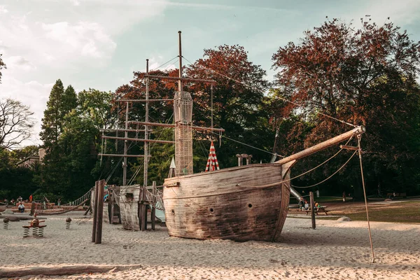 Lussemburgo Luglio 2019 Godersi Vita Nei Parchi Pubblici Della Città — Foto Stock