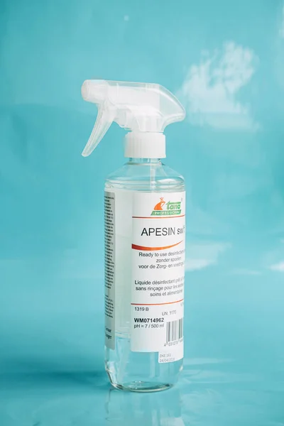 Frasco Spray Desinfectante Para Limpiar Las Máscaras Evitar Infección Por — Foto de Stock