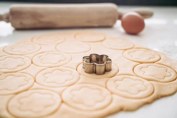 Elaboración Deliciosas Galletas Corteza Redonda Para Desayuno — Foto de Stock