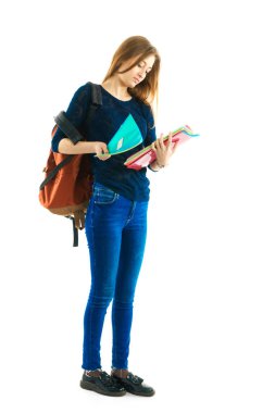 bir sırt çantası ve renk klasörler kızla