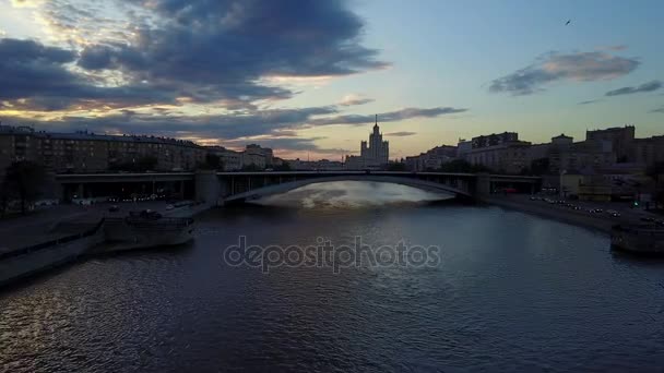 Moskauer Fluss aus der Luft — Stockvideo