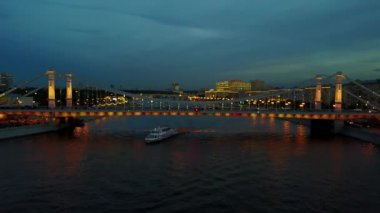 Moskova Nehri ve krymsky Köprüsü havadan görünümü