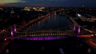 Moskova Nehri ve krymsky Köprüsü havadan görünümü