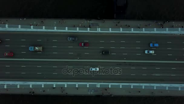 Москва река и Крымский мост вид с воздуха — стоковое видео