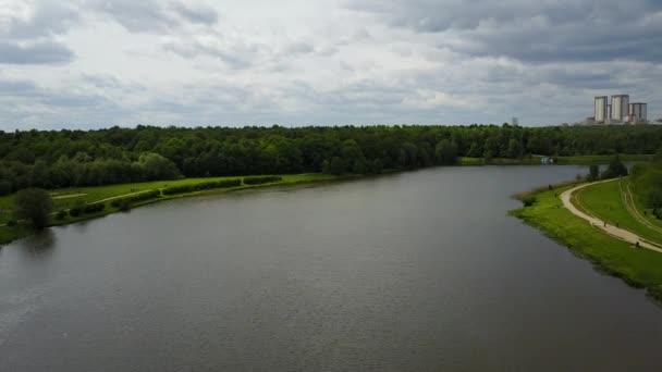 Lac en moscou russie vue aérienne — Video