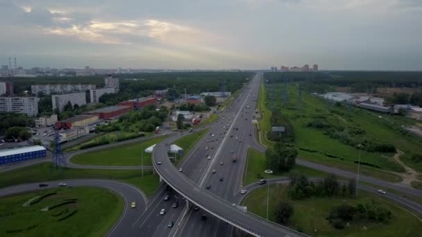 城市单交叉路口 — 图库视频影像