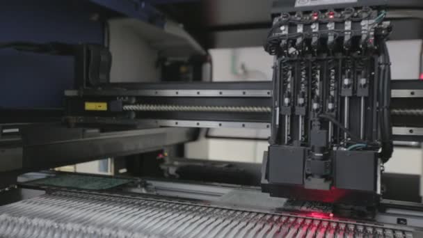 Zautomatyzowana produkcja obwodów drukowanych — Wideo stockowe