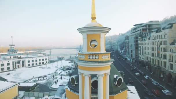 Kiev Eglise de la Nativité sur la place Pochtovaya — Video