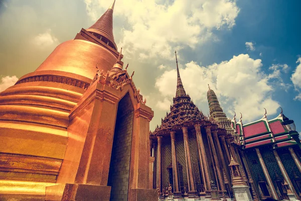 泰国皇家大国王宫殿宝塔 — 图库照片