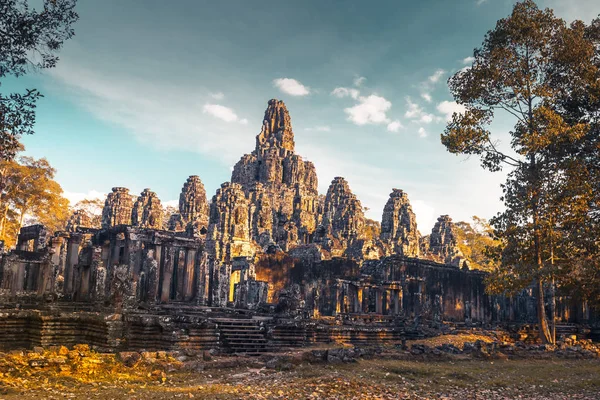 Angkor Wat Temple - Cambodia. Ancient architecture — Stock Photo, Image