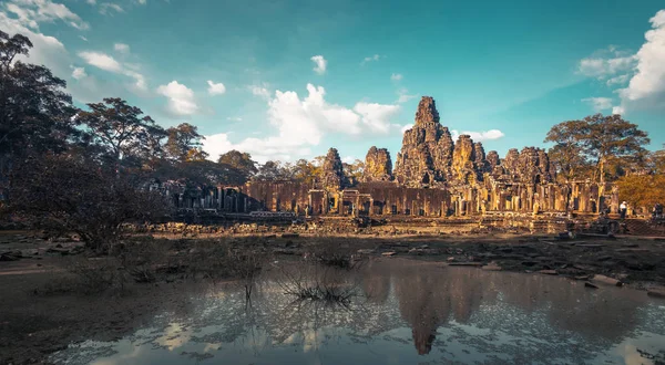 Chrám Angkor Wat - Kambodža. Starověká architektura — Stock fotografie