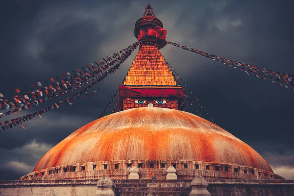 Bodhnath stúpa v údolí Káthmándú, Nepál — Stock fotografie