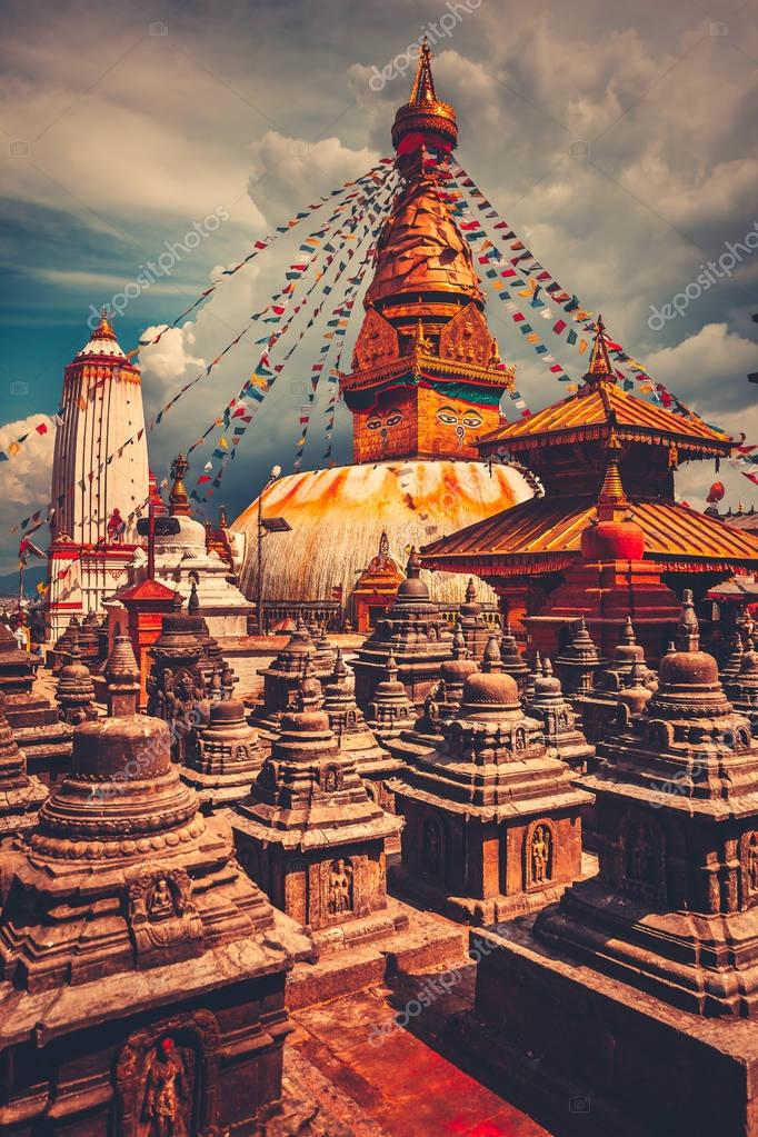 Stupa De Bodhnath Dans La Vallée De Kathmandu Népal