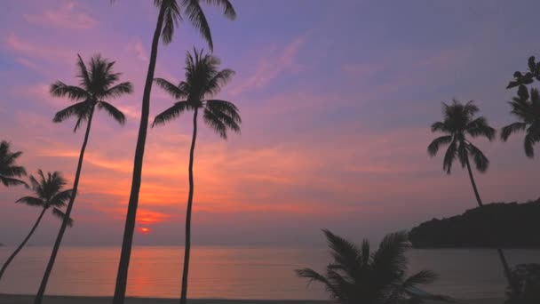 Ciel couchant au-dessus du parc marin national de Thaïlande — Video