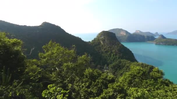 Grupo de islas en el parque marino nacional ang thong — Vídeo de stock