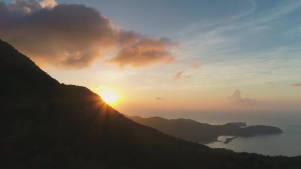 Sunrise hill chain coastline scenery aerial view — Stock videók