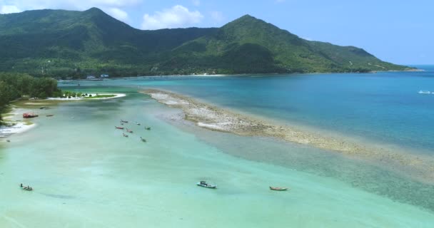 Epische Meer Strand Berge Landschaft Luftaufnahme — Stockvideo