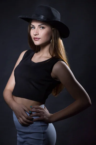 Chica Joven Sombrero Negro — Foto de Stock