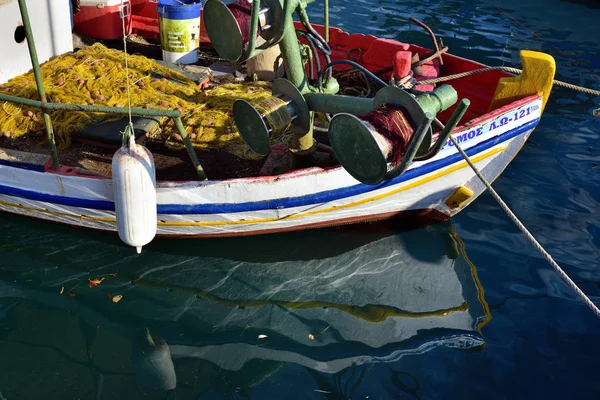 Malé rybářské lodi, Řecko — Stock fotografie