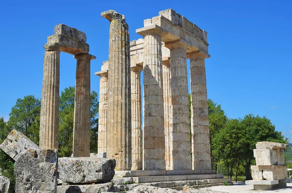 Zeustemplet i Nemea, Peloponnesos, Grekland — Stockfoto