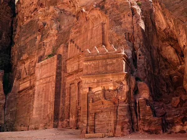 La calle de fachadas en Petra, Jordania —  Fotos de Stock