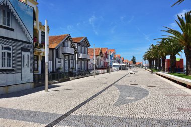 Çizgili renkli evler, Costa Nova, Beira Litoral, Portekiz, Eur