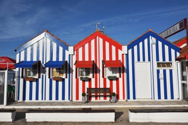 Çizgili renkli evler, Costa Nova, Beira Litoral, Portekiz, Eur