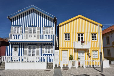 Çizgili renkli evler, Costa Nova, Beira Litoral, Portekiz, Eur