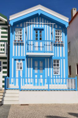 Çizgili renkli evler, Costa Nova, Beira Litoral, Portekiz, Eur