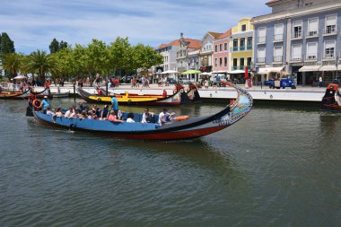 Geleneksel tekneler Vouga nehir, Aveiro, Portekiz